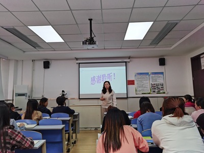 47中举办中青年教师成长促进会教科研专题培训会